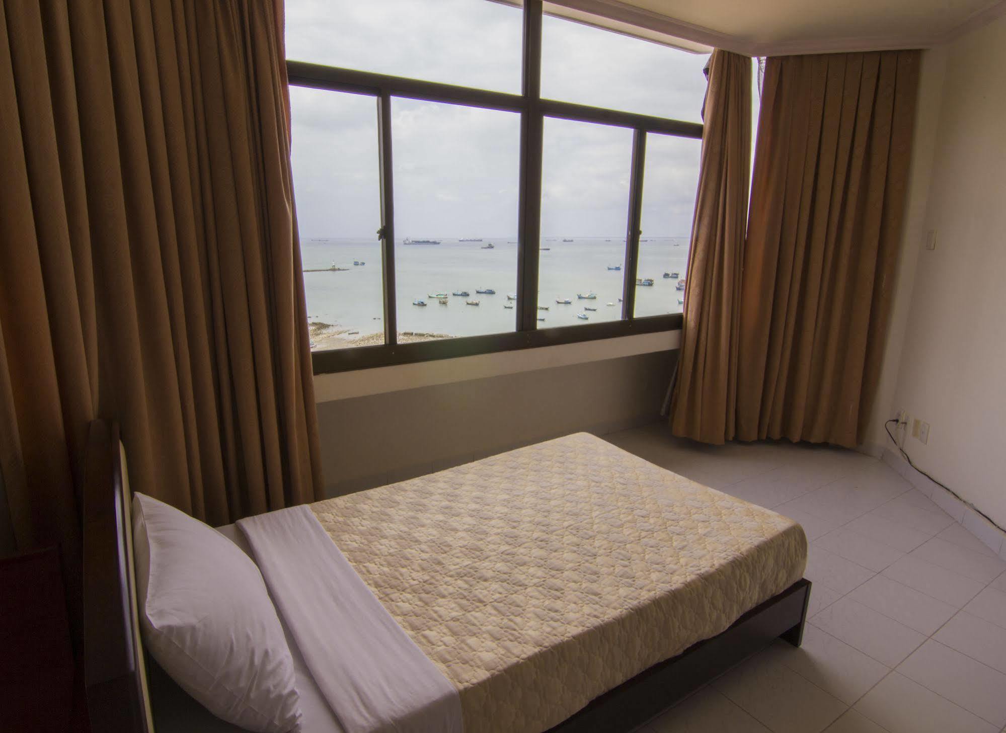 Vung Tau P&T Hotel Esterno foto
